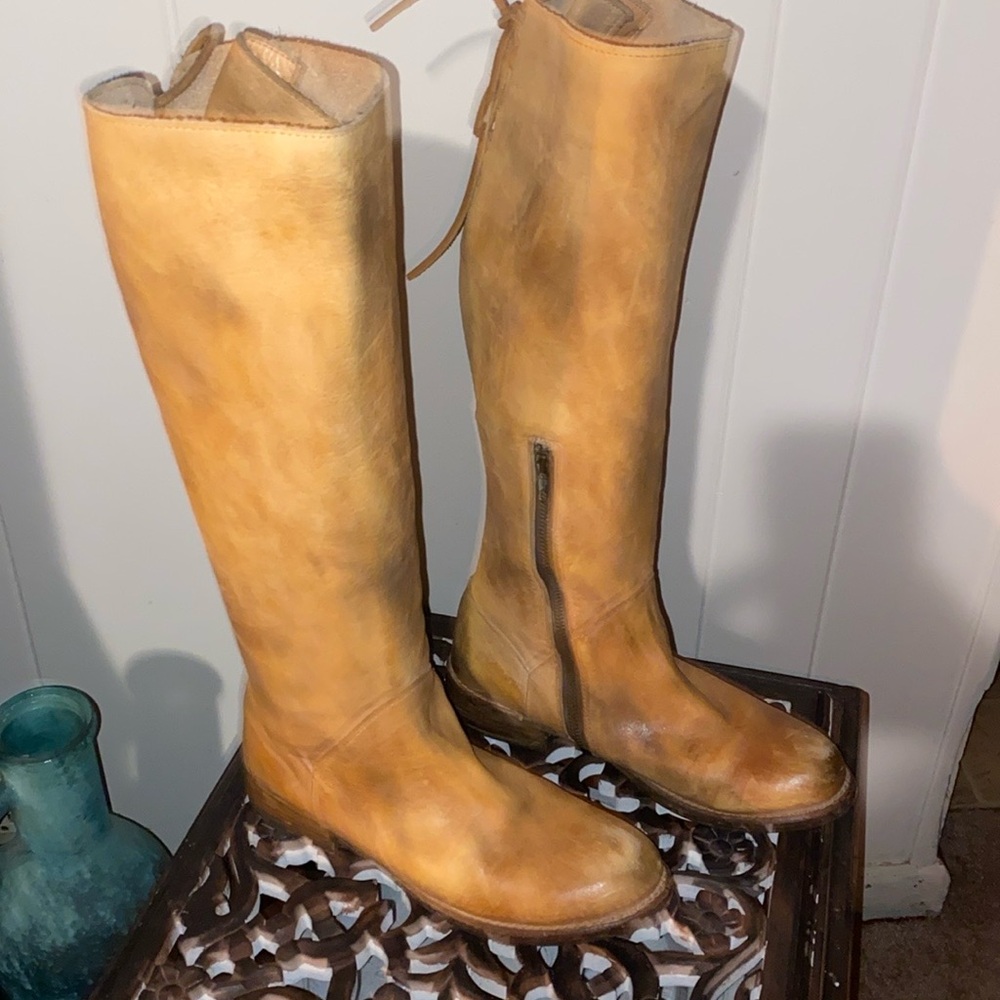 Bedstu Rustic  WIDE CALF Manchester Back Lace Up Boot Size 8.5 WORN TWICE